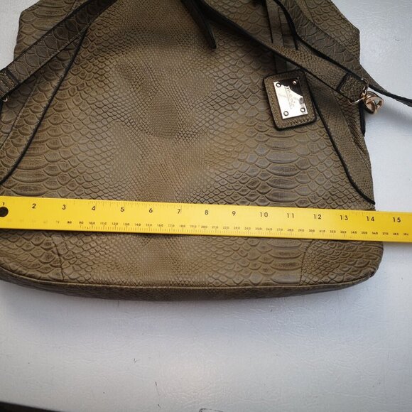 mark. (Avon Product) Sage Green Crocodile Pattern Faux Leather Lined Handbag - Picture 8 of 10